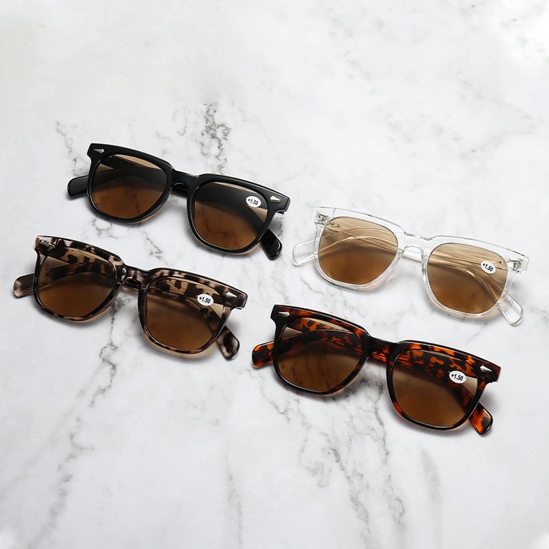 High quality Eyewear Trend Fashion Gafas de sol de Tawny Grey Lens elderly Anti UV Designer Custom Reading Glasses Sunglasses