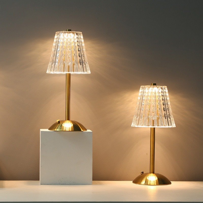 JAIYI New Design of Three Modes Crystal Table Lamp LED Stepless Dimming Art Table Lamp for Bar Atmosphere Light
