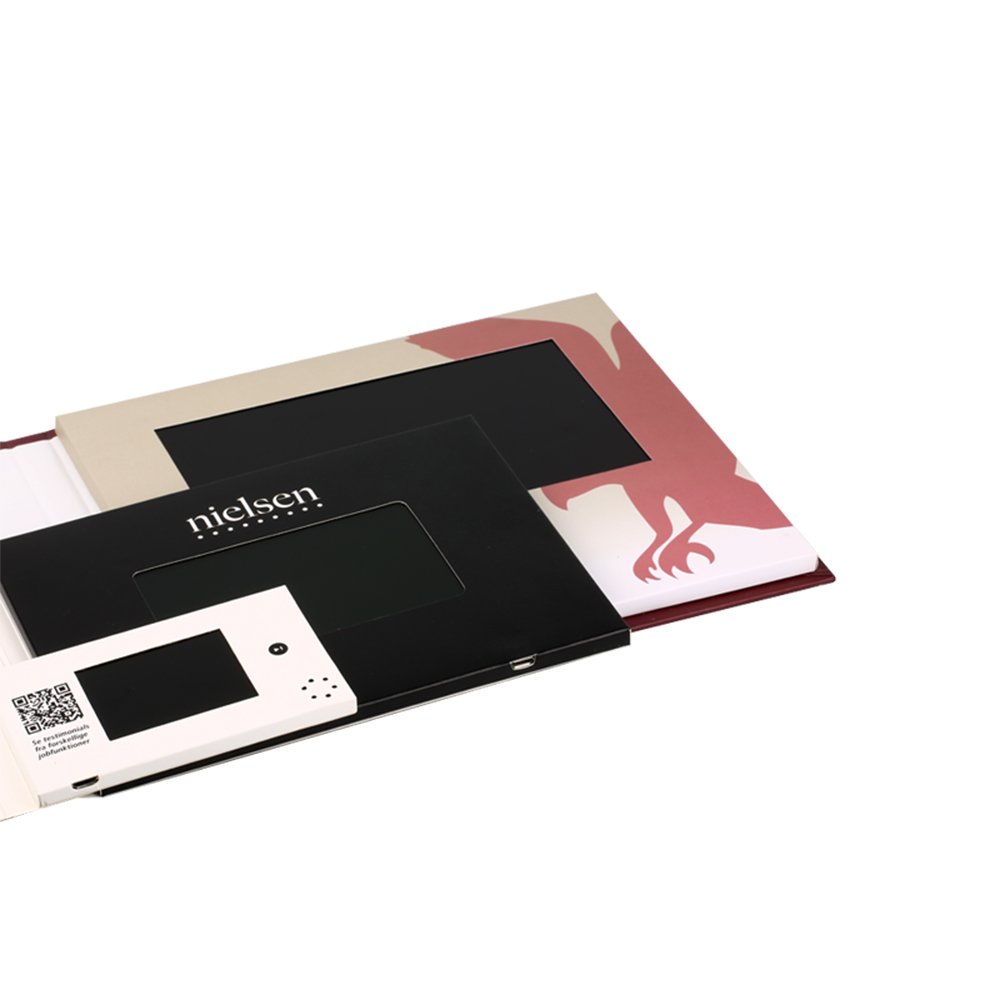 wholesale A5 paper advertising player 7 inch video music photo book LCD booklet business video brochure card