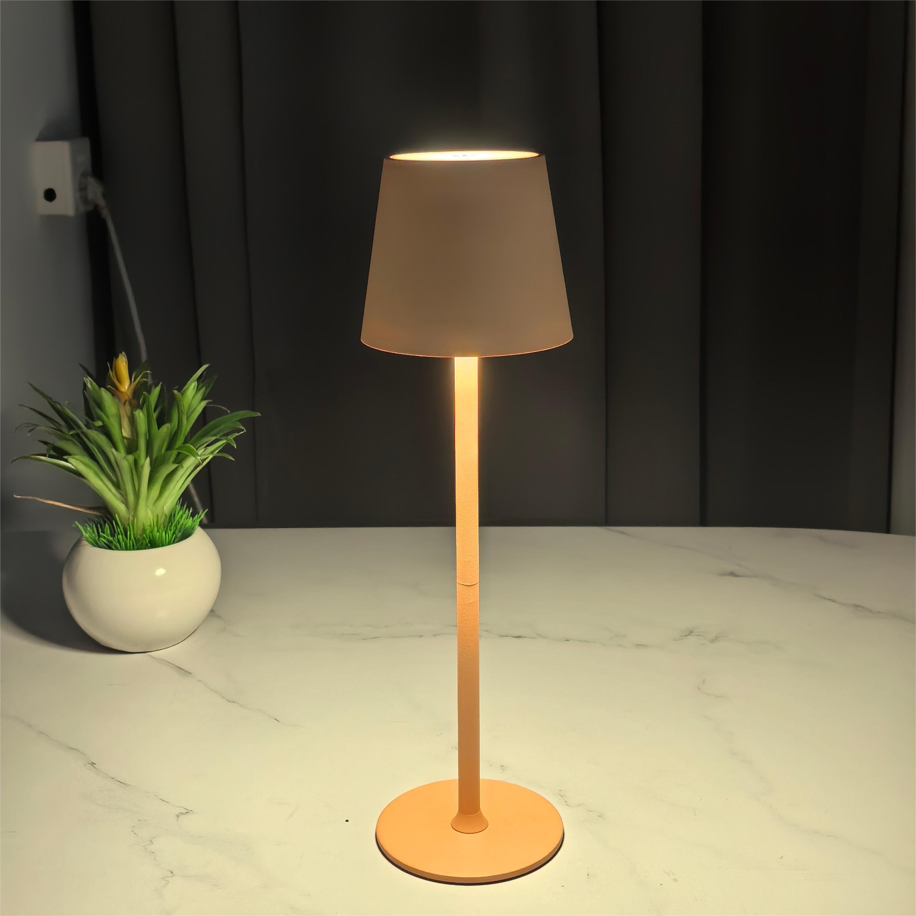 study modern boutique decorative table lamp rechargeable cordless led light up bar table for hotel bedside bedroom living room