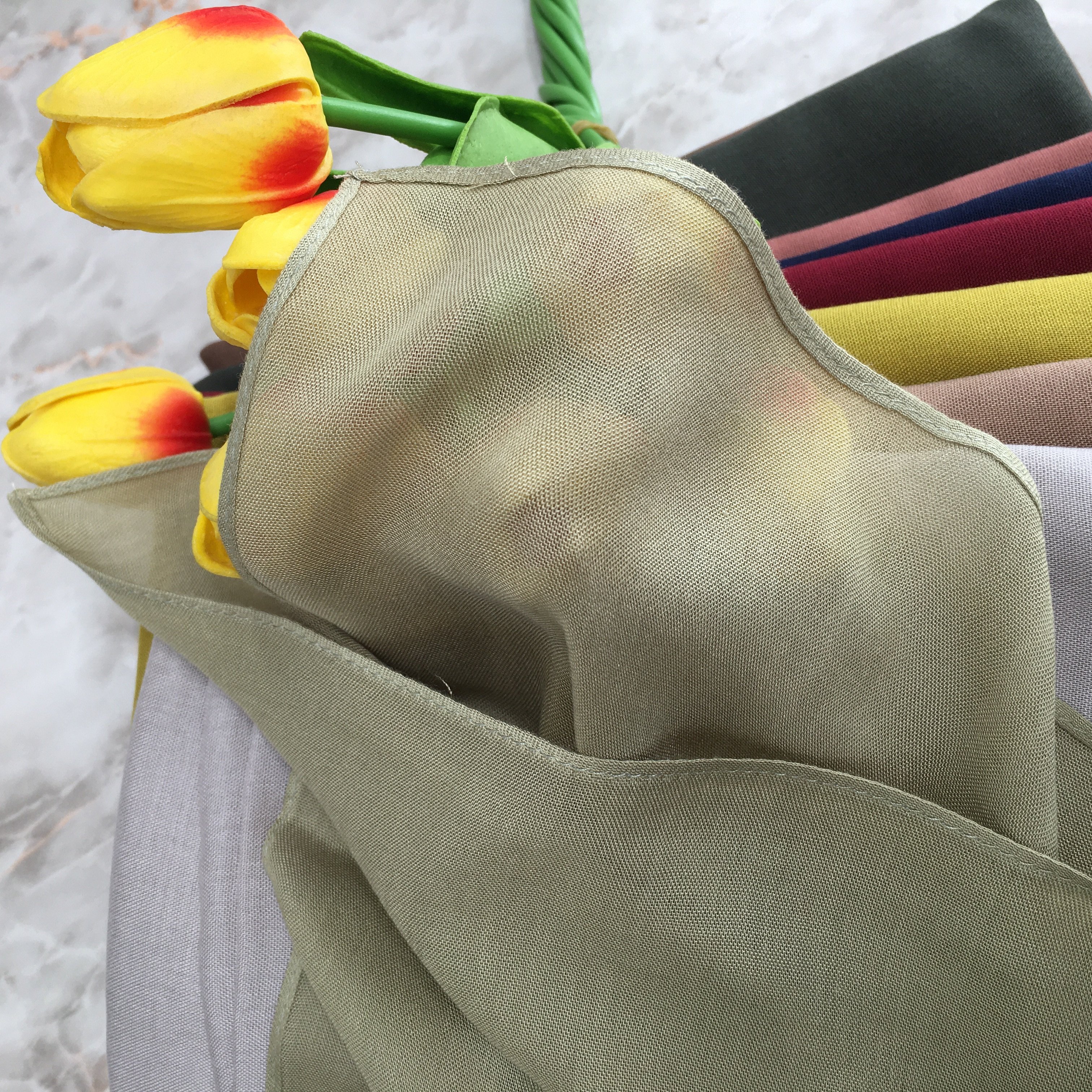 Best Selling New Design Light Weight Modal Hijab Soft Breathable Thinner Bamboo Woven Modal Scarf For Muslim Women