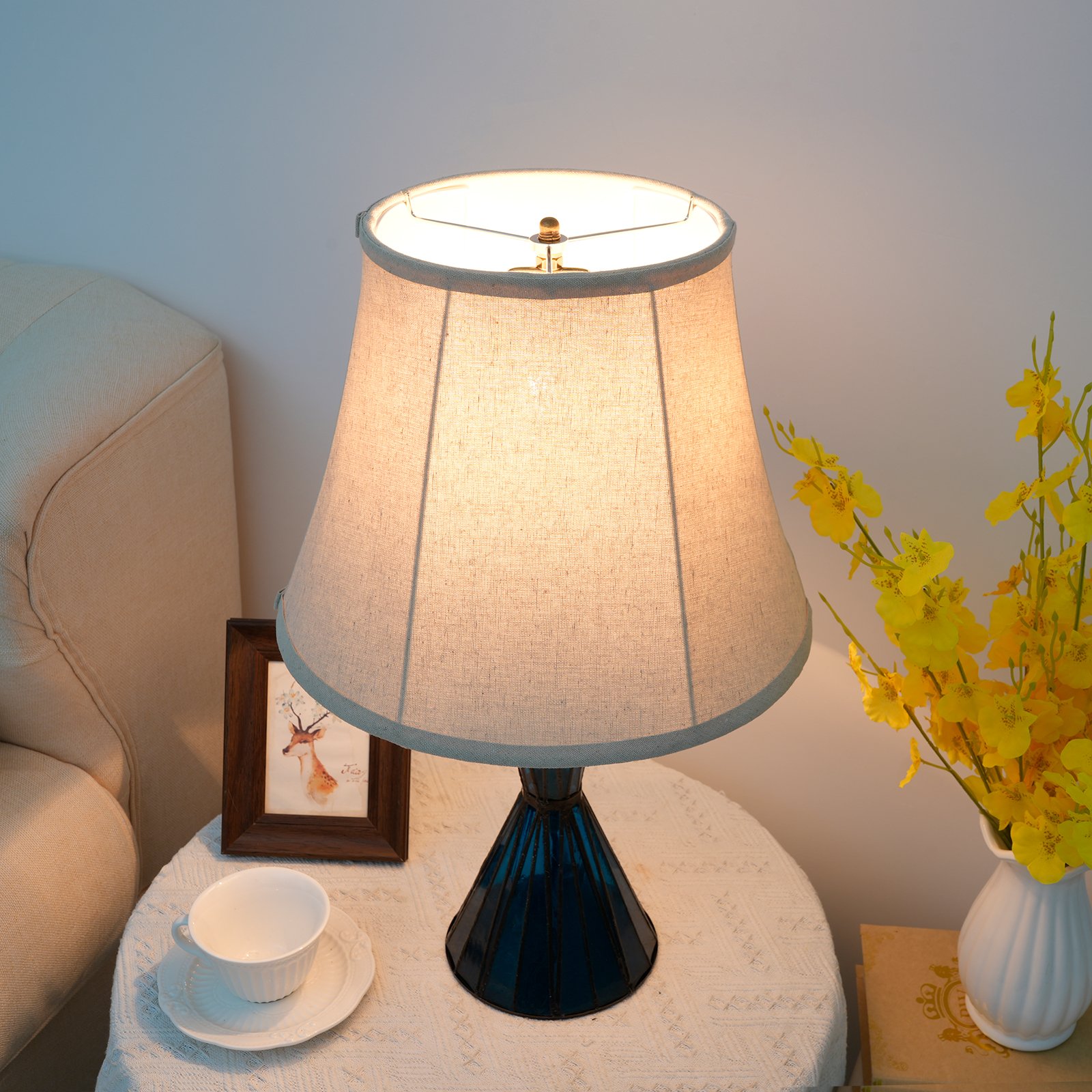 High Quality Table Lamp Costly Nordic Contemporary Art Design Model Modern minimalist office book room table lamp