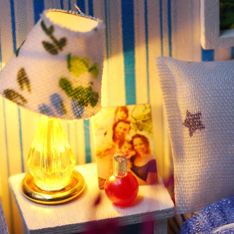 IIECREATE 3D DIY Assembly Wooden Handmade mediterranean Miniature Doll House kit With Light For Adult