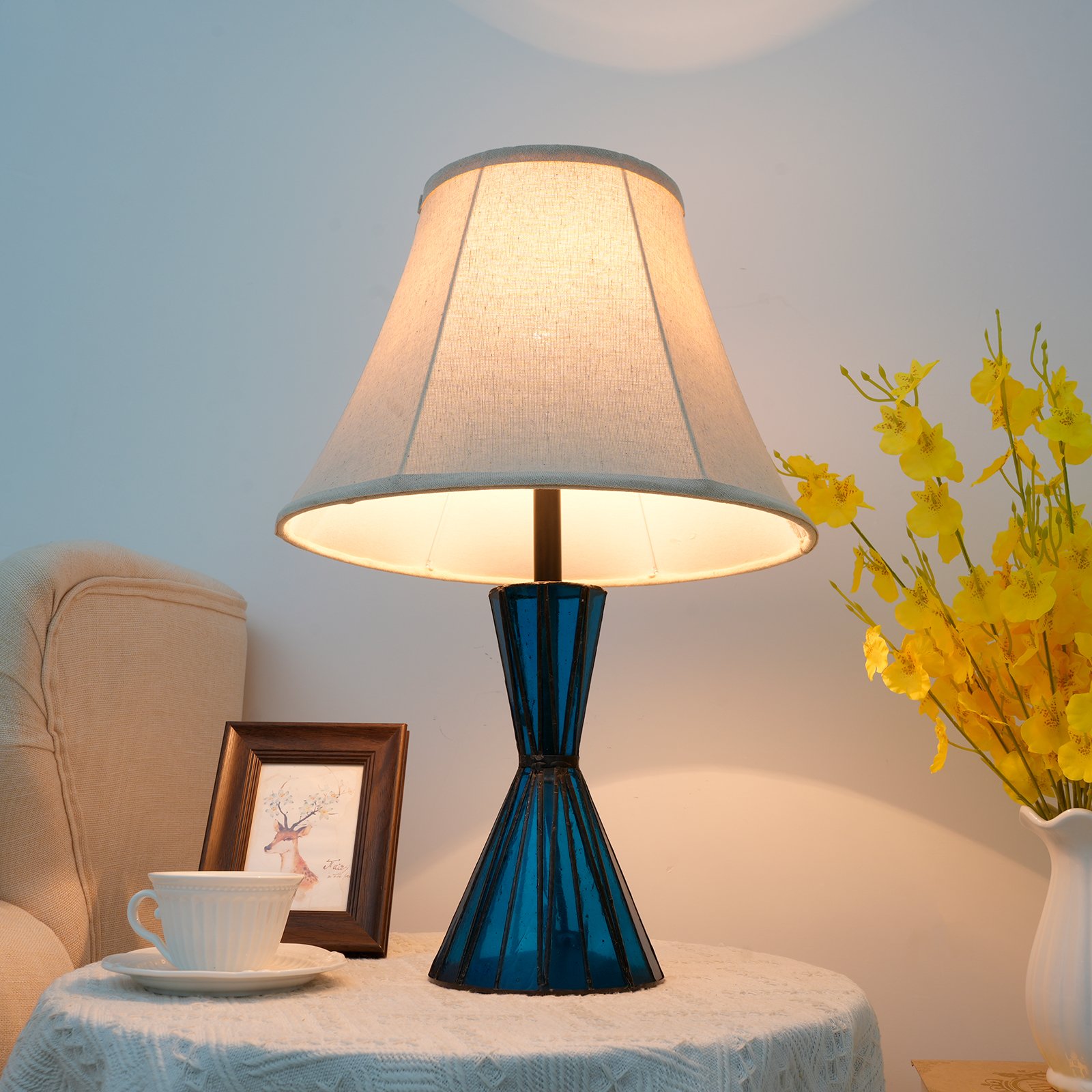 Modern minimalist Wholesale Indoor office book room European Type Lighting Fixture Creative New Table Lamp Desk Lights