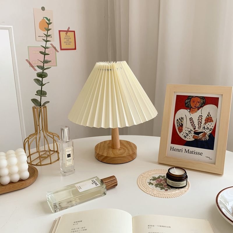 Hotel Bedside Lights Fabric Wood Vintage American Style USB Rechargeable Table Lamp