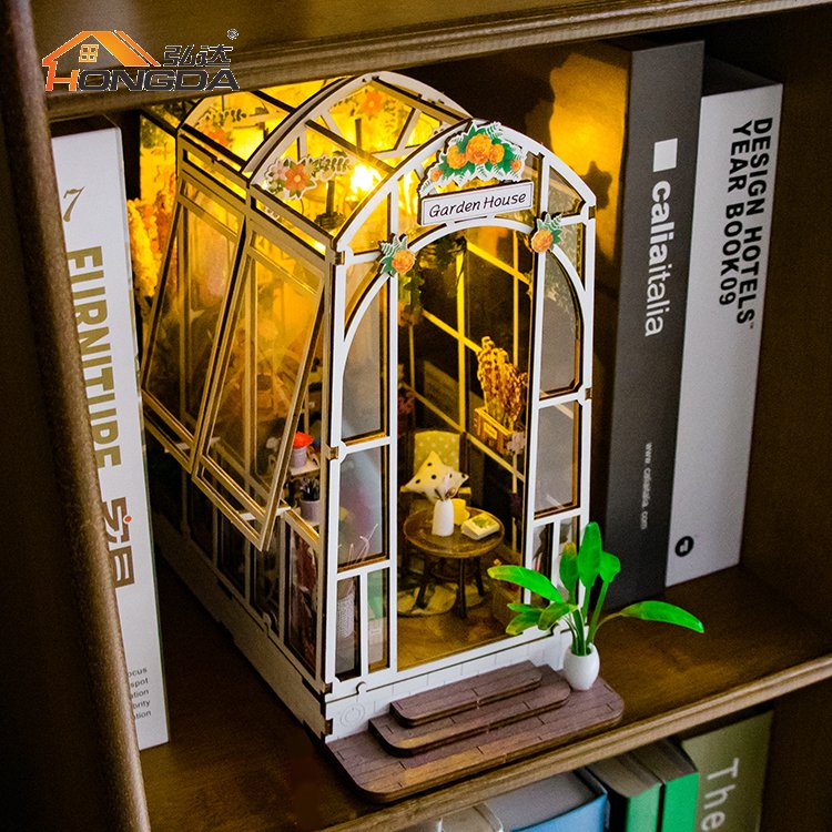 Hongda Custom Design M2313 Garden House 3D Wooden book nook Miniature DIY Book Nook Kit With Light