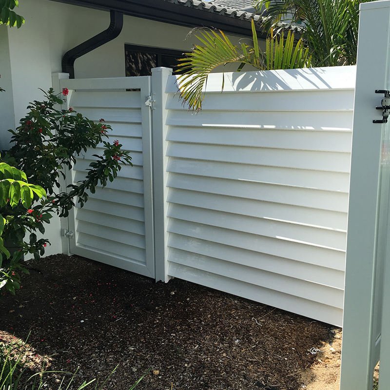hamptons solar fence light pvc