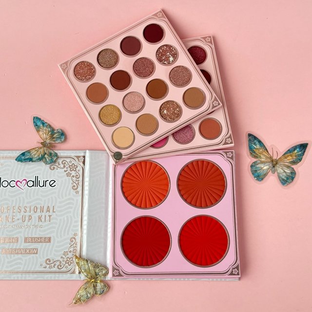 Wholesale Mocoallure eyeshadow palette book Vegan glitter High pigment maquillaje multichrome Custom Eyeshadow primer Makeup set