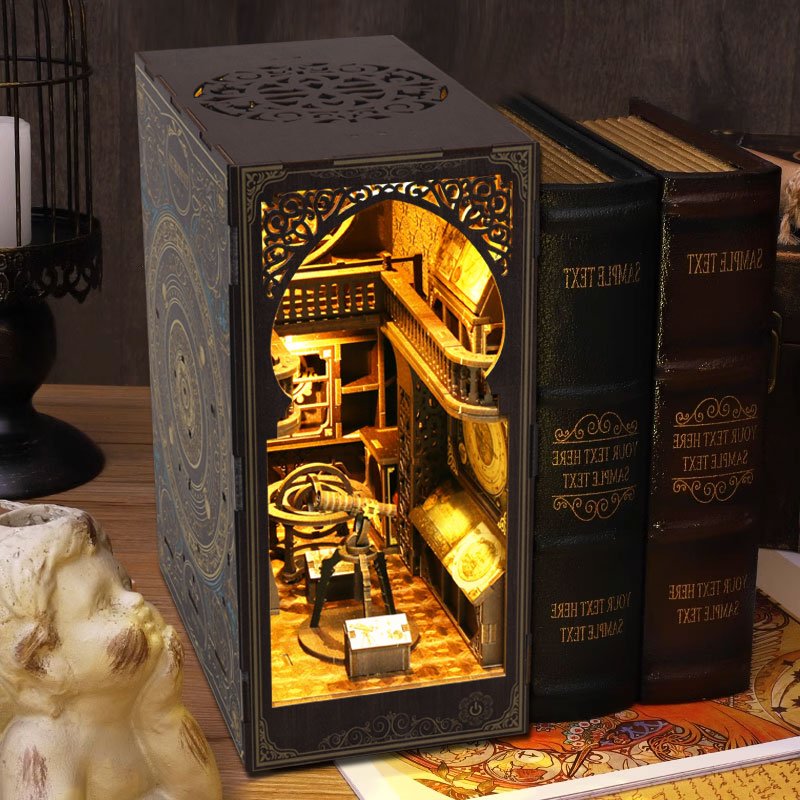 CuteBee Hot Selling wooden cartoon 3d puzzles assembled miniature model toy Christmas Gift Book Nook