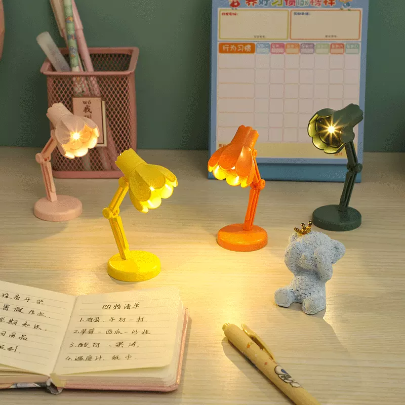 Creative Mini LED Folding Portable Magnetic Absorption Cordless Table Reading Lamp With Clip
