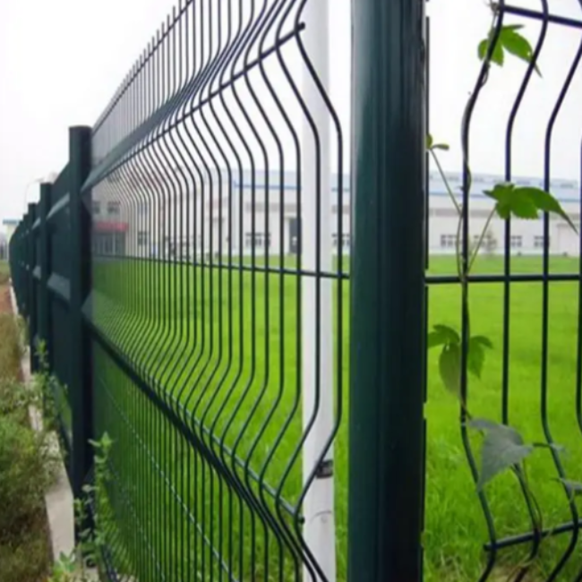 Factory Direct Price 3d bending fence fence with 3 bends light lamp curved fence