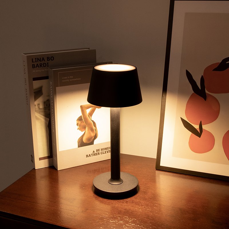 New Aluminum Desk Lamp LED Rechargeable Table Lights Touch Switch Cordless Table Lamp for Bar Living Room Reading Book Dec Lamp