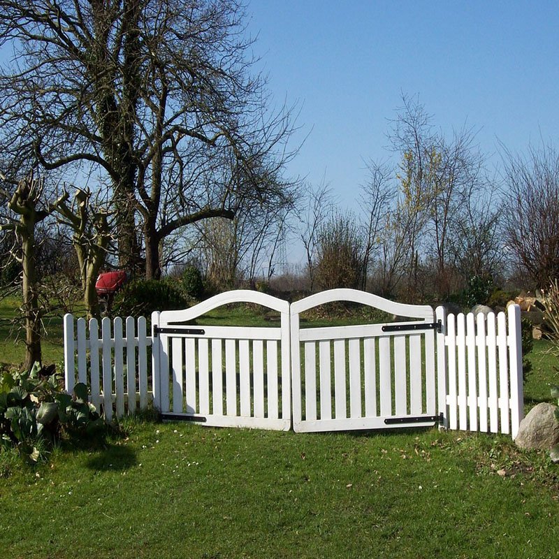 Durable Outdoor PVC Vinyl Security Fence Wall Panels White Garden Fencing with Post Caps Durable Plastic PVC Fence