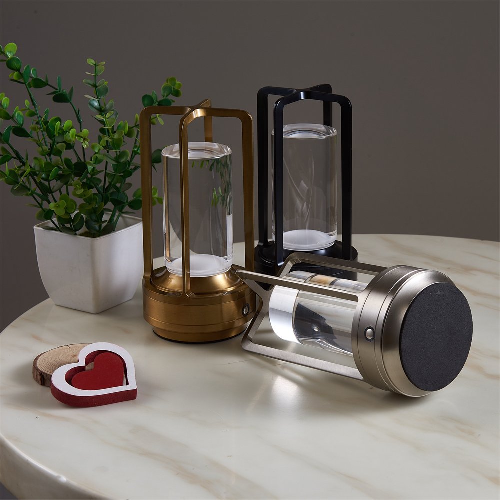 Nordic Wireless Restaurant Touch Table Light Modern Luxury USB Cordless Rechargeable Led Desk Table Lamps