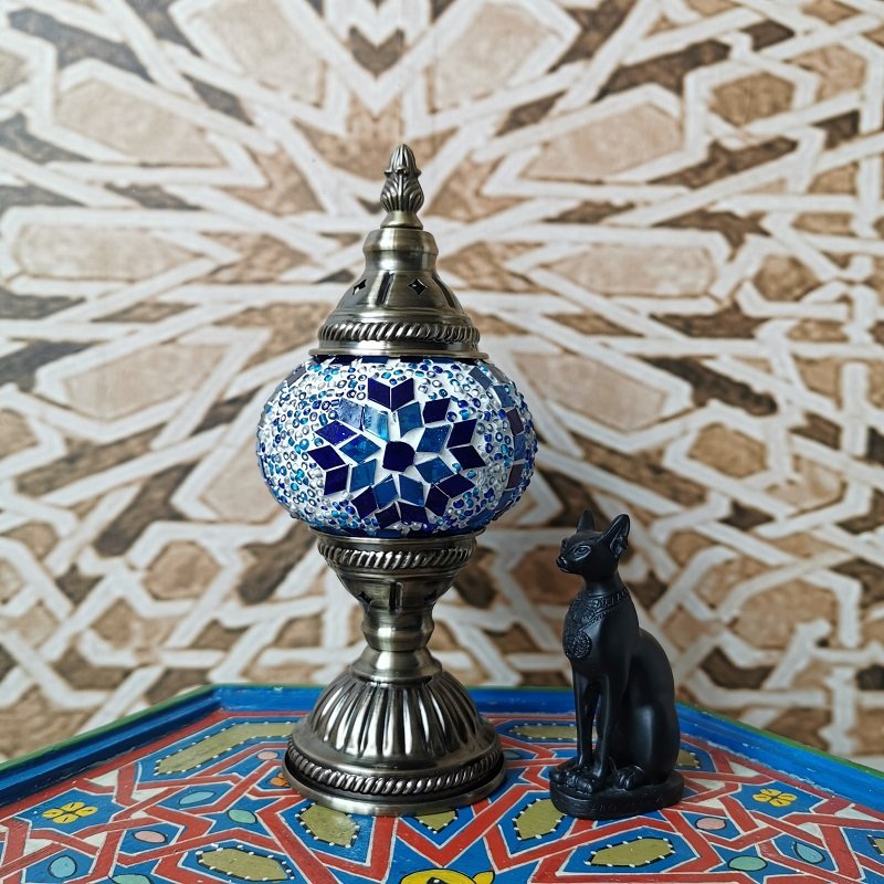 Limited edition Turkish retro romantic small table lamp Bedroom study Cafe Restaurant Hotel Home decor table lamp