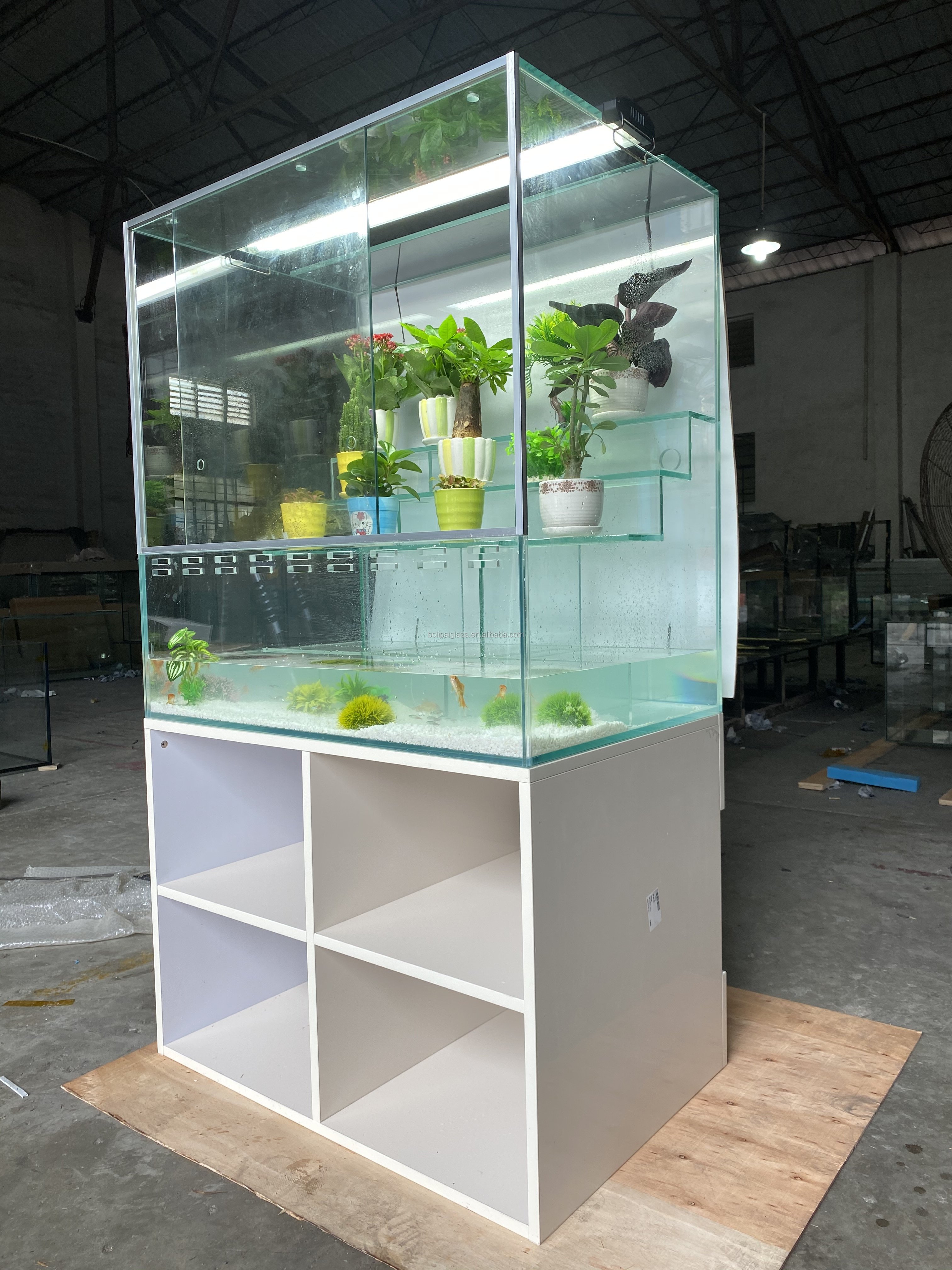 Custom large white wooden cabinet bottom filtration saltwater aquarium with sump tank
