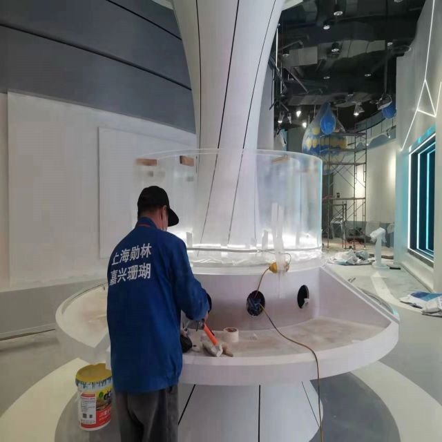 Manufacturer Customized 180MM Thick Lar Durable Acrylic Curved Panels for Indoor Aquarium
