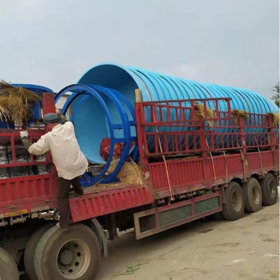 Customized high-quality fiberglass fish tank with bottom drainage fiberglass aquarium ecological pool
