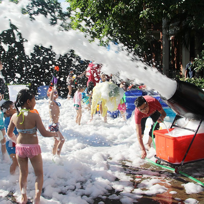 Factory Selling Manufacturer Good Quality Foam Machine Outdoor Party Events Foam Cannon Machine 1800Watt flight case packing