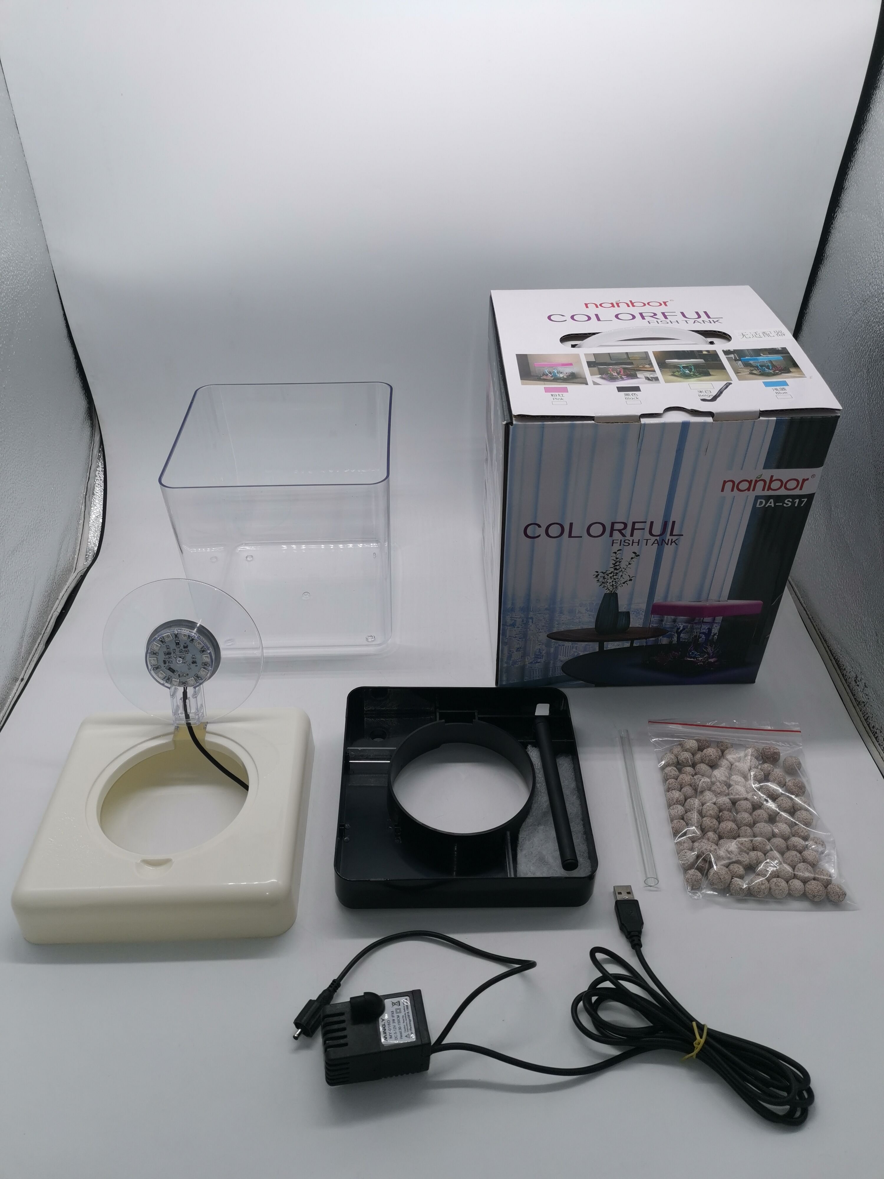 export quality wholesale Colorful plastic aquarium fish tank with colorful led light and USB cable.