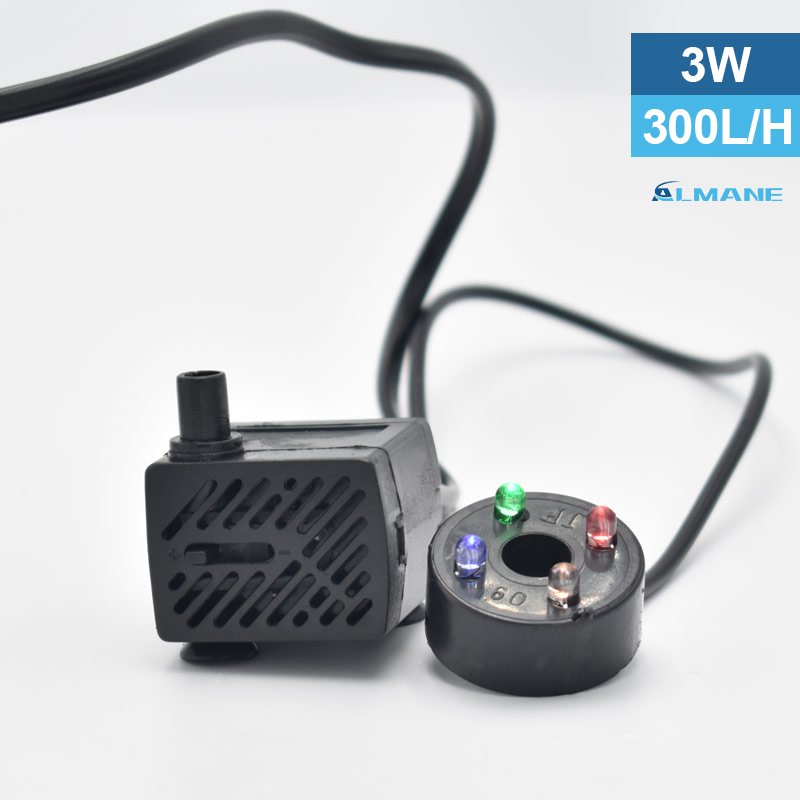 Factory Produce Low Noise Small Portable Electric Water Pump, Small Water Booster Pump with LED Lights