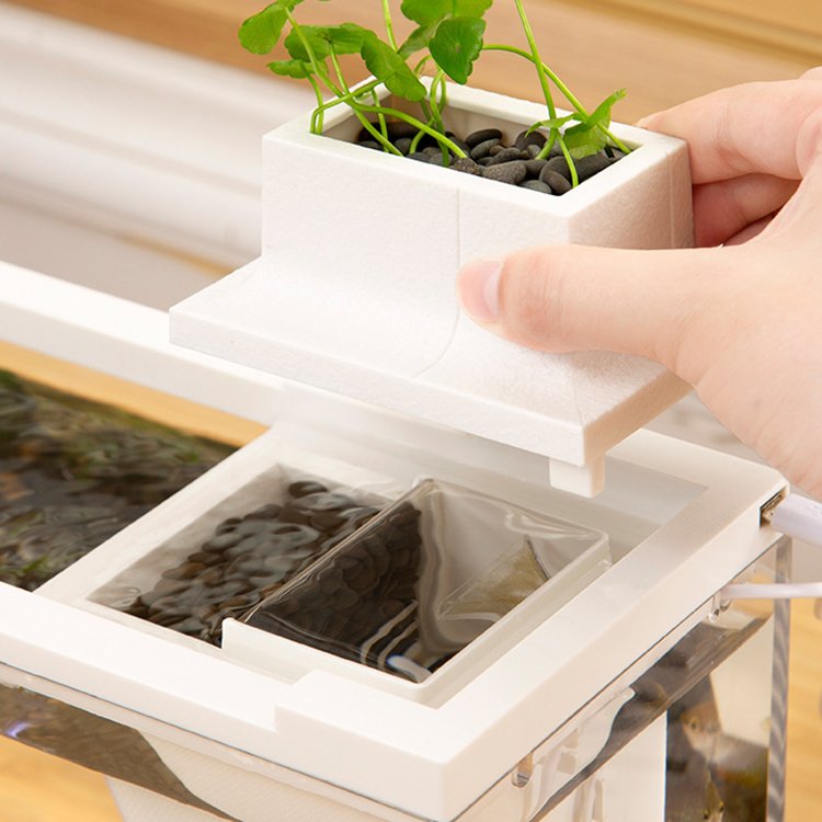 Relaxlines Square aquarium usb plastic fish farming tank small desktop aquarium fish tank with water pump and light