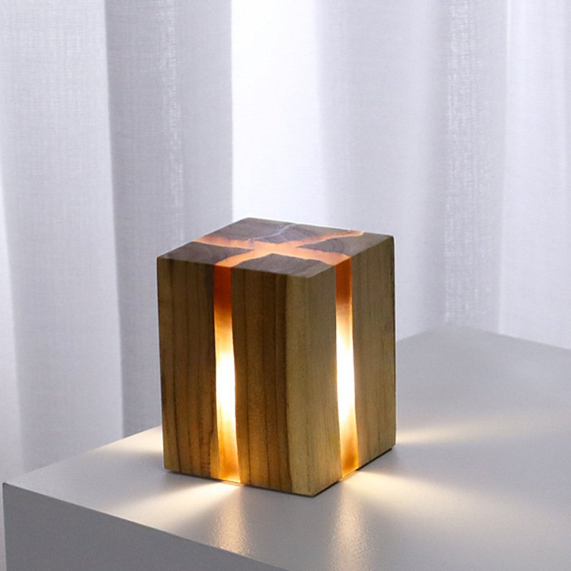 Whale USB Desktop Lamp Large Epoxy Resin Light Lamp Classic Unique Home Decoration