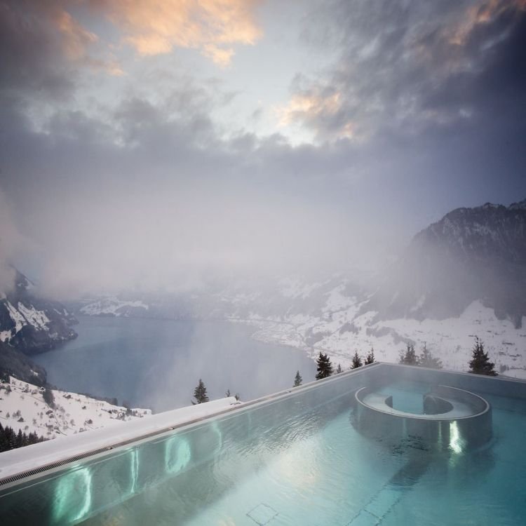Above Ground Swimming Pool with Acrylic Panel Custom Cut and Moulded Glass Swimming Pool