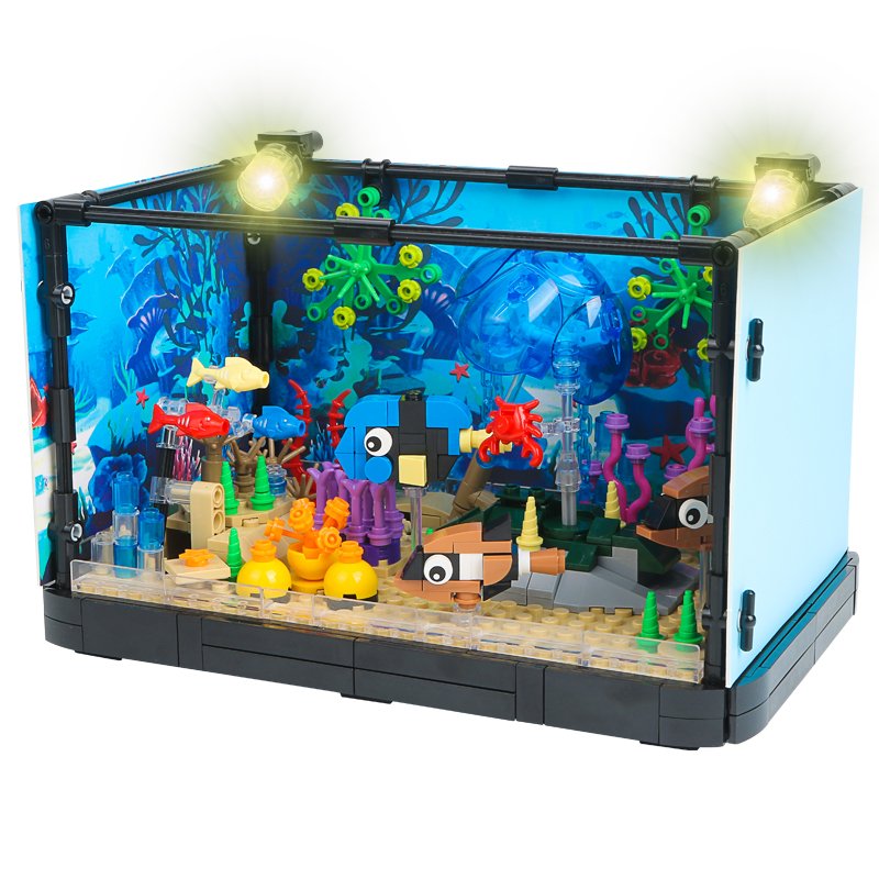 Fish Tank Building Set with LED Light Movable Aquarium Building Blocks for Kids with Jellyfish Fish Animal Educational Gift