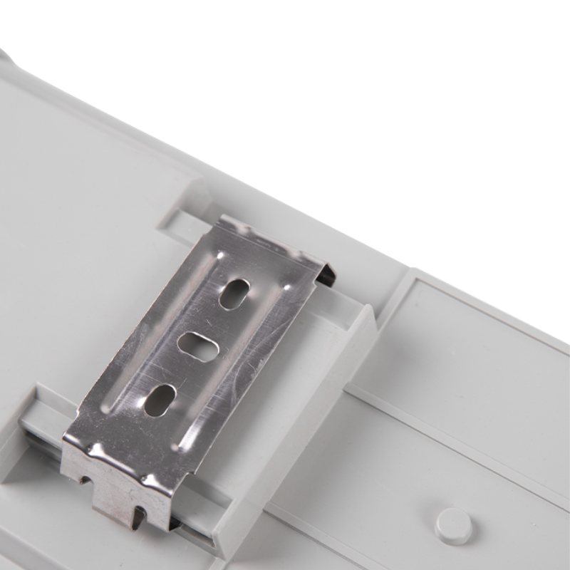 Hot Sale Manufacture Shell M Series LED Linear Fixtures Plastic Stainless Steel Side Clamps Tri-Proof Fixture