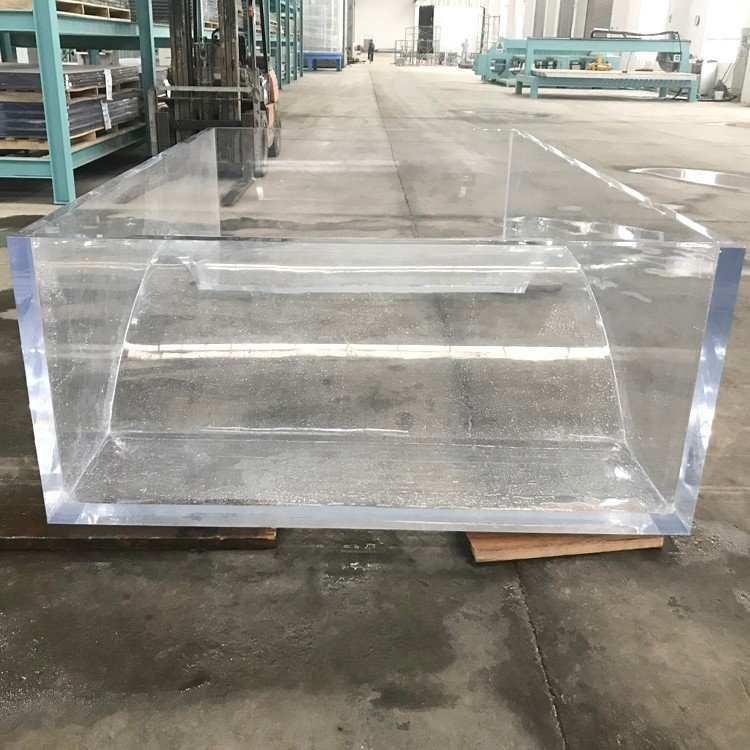 Guangzhou100 % virgin PMMA aquarium acrylic accessories/jellyfish live fish aquarium large fish tank
