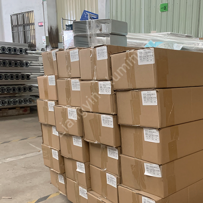 Liangyin Low Cost Customized Aluminum Machining Manufacturer Processing Bracket Led Light For Wholesale Fish Tank Aquarium