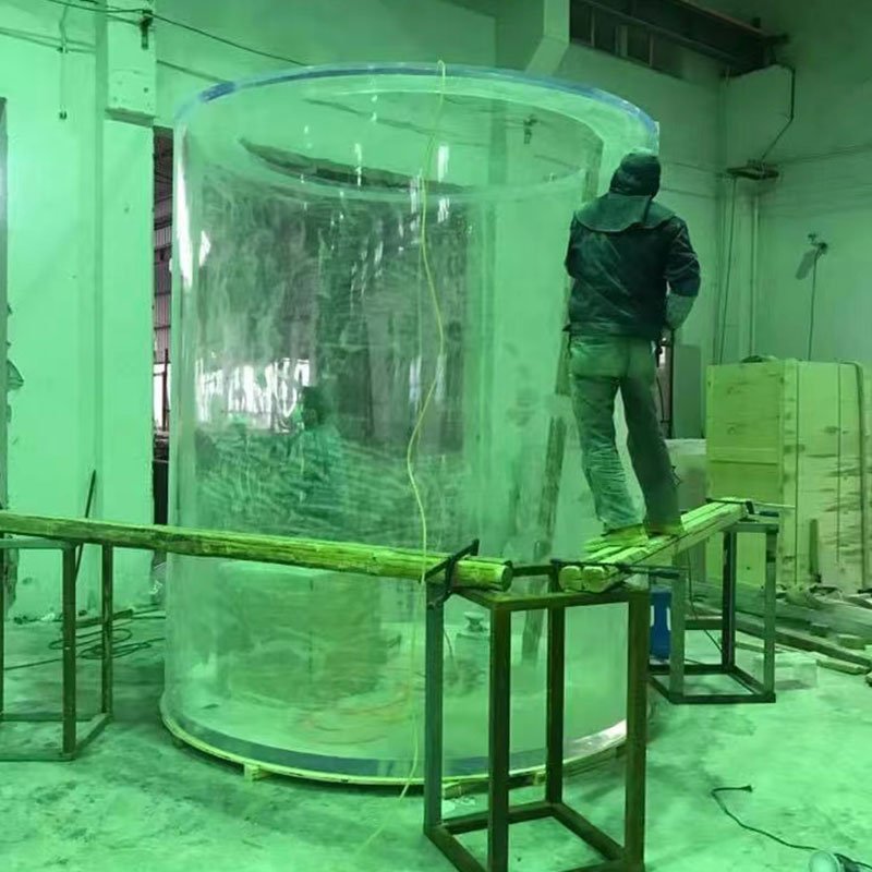 Factory Custom Bespoke Cylindrical Acrylic Fish Tanks Aquariums Tailored to Your Unique Style