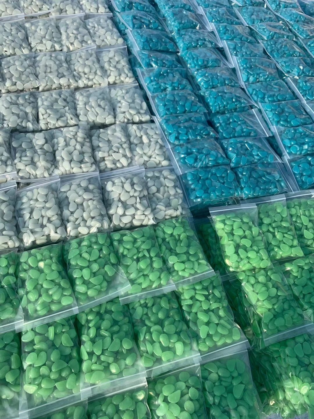 3-5mm glow-in-the-dark sand horticultural aquarium landscape fluorescent stone resin Luminous Stone paving brick