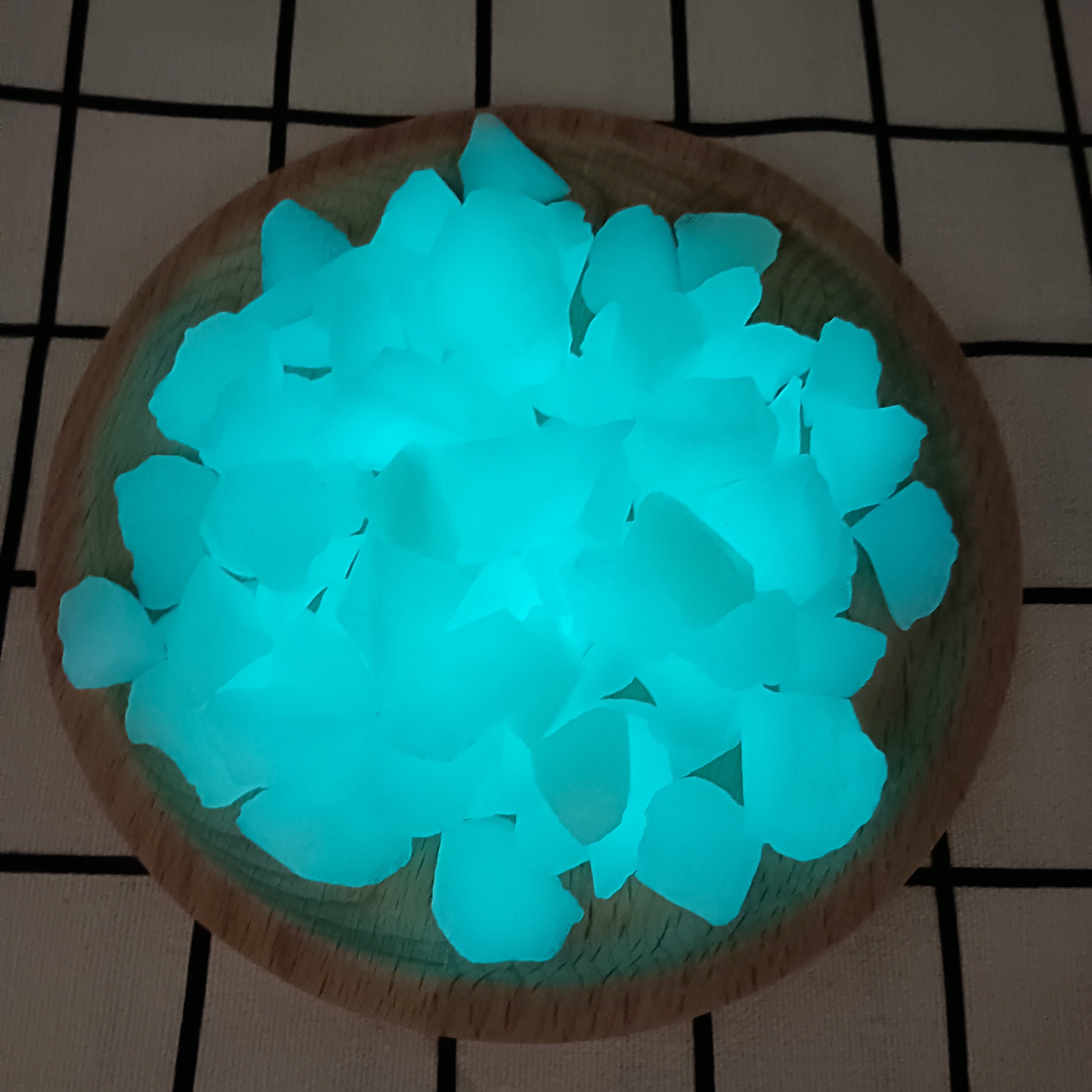 Glow Stones, Glow In The Dark Stones For Making The Glow Path And Drive Way