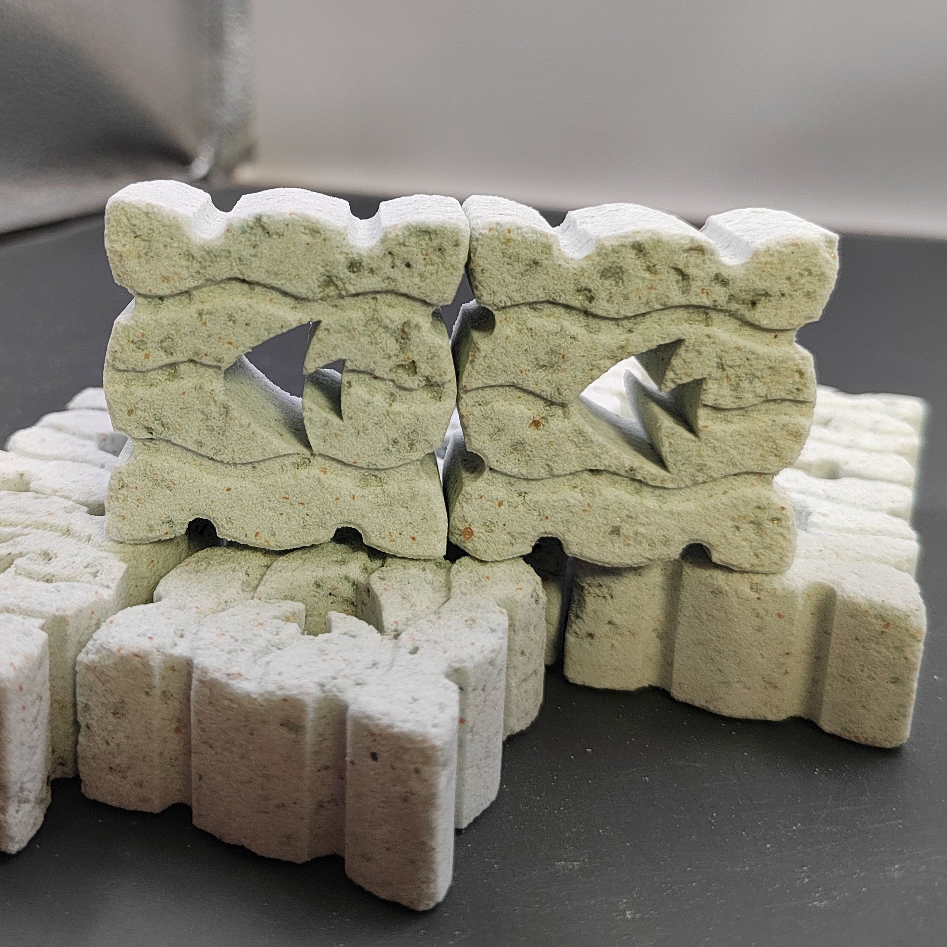 Aquarium Fish tank filter material ceramic bacteria house water purification nano brick