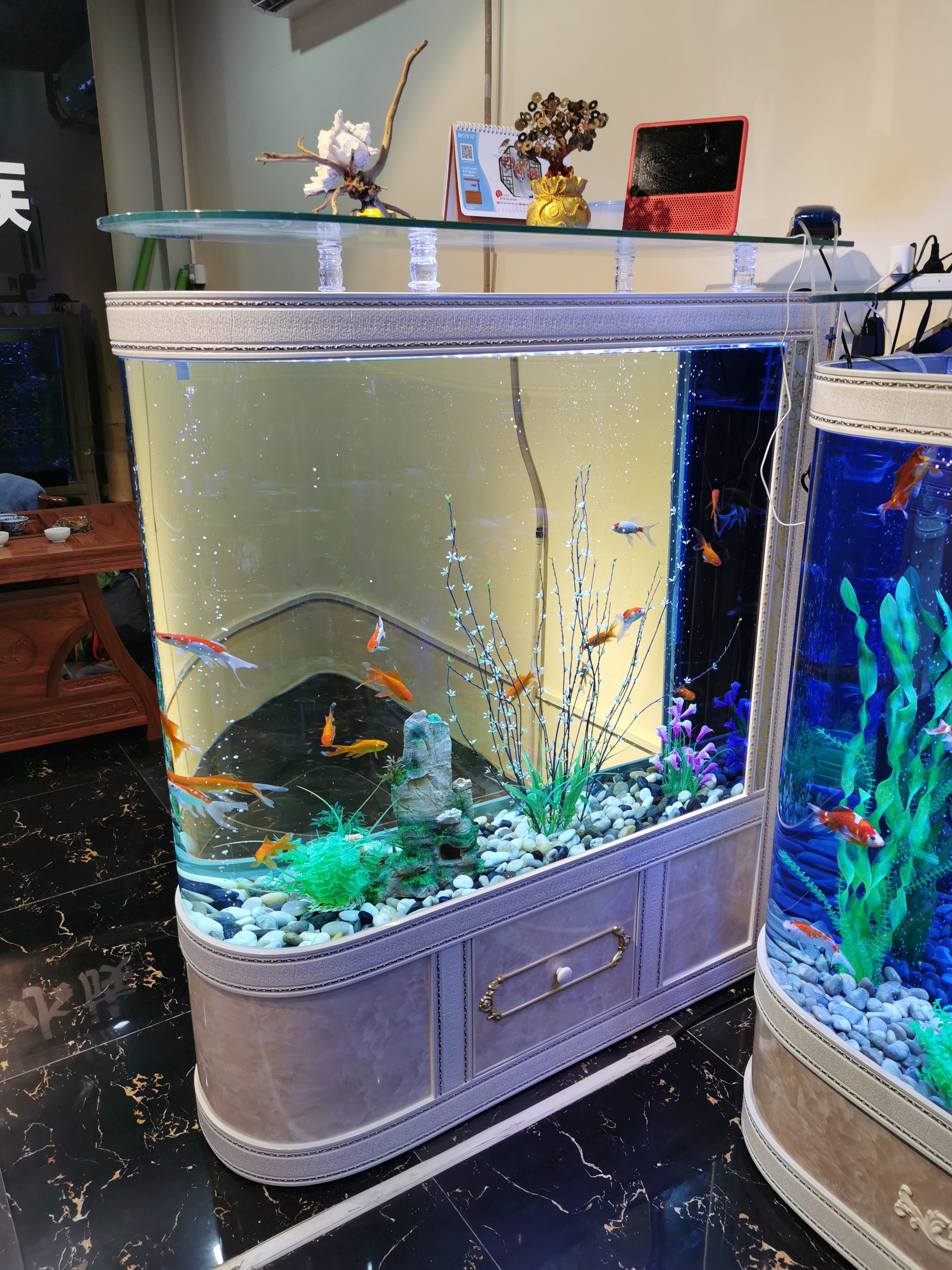Customized large transparent cube Acrylic aquarium fish tank with lamp Glass Bullet front salt water aquarium fish tank