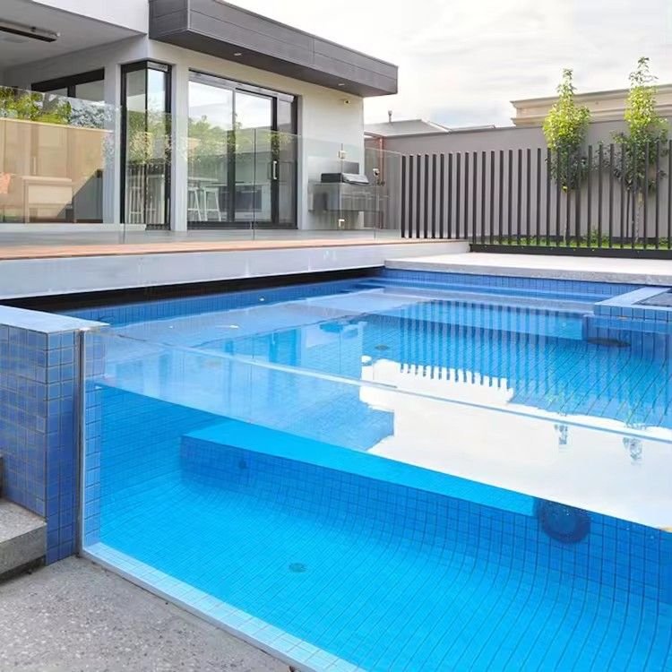 Acrylic Panels Transparent 150mm Customized Infinity Acrylic Swimming Pool Eco-friendly and High Light Transmittance 20 Yrs