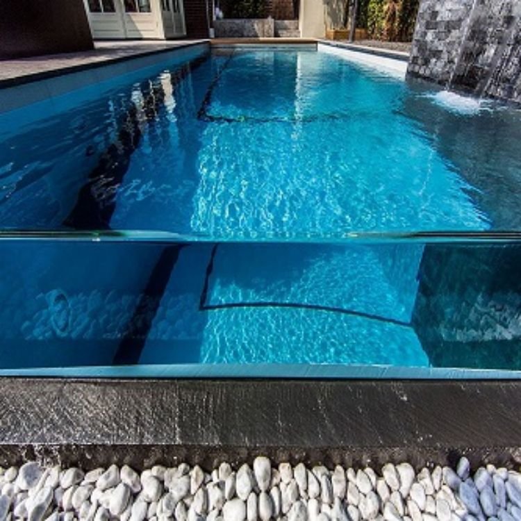 Acrylic Panels Transparent 150mm Customized Infinity Acrylic Swimming Pool Eco-friendly and High Light Transmittance 20 Yrs