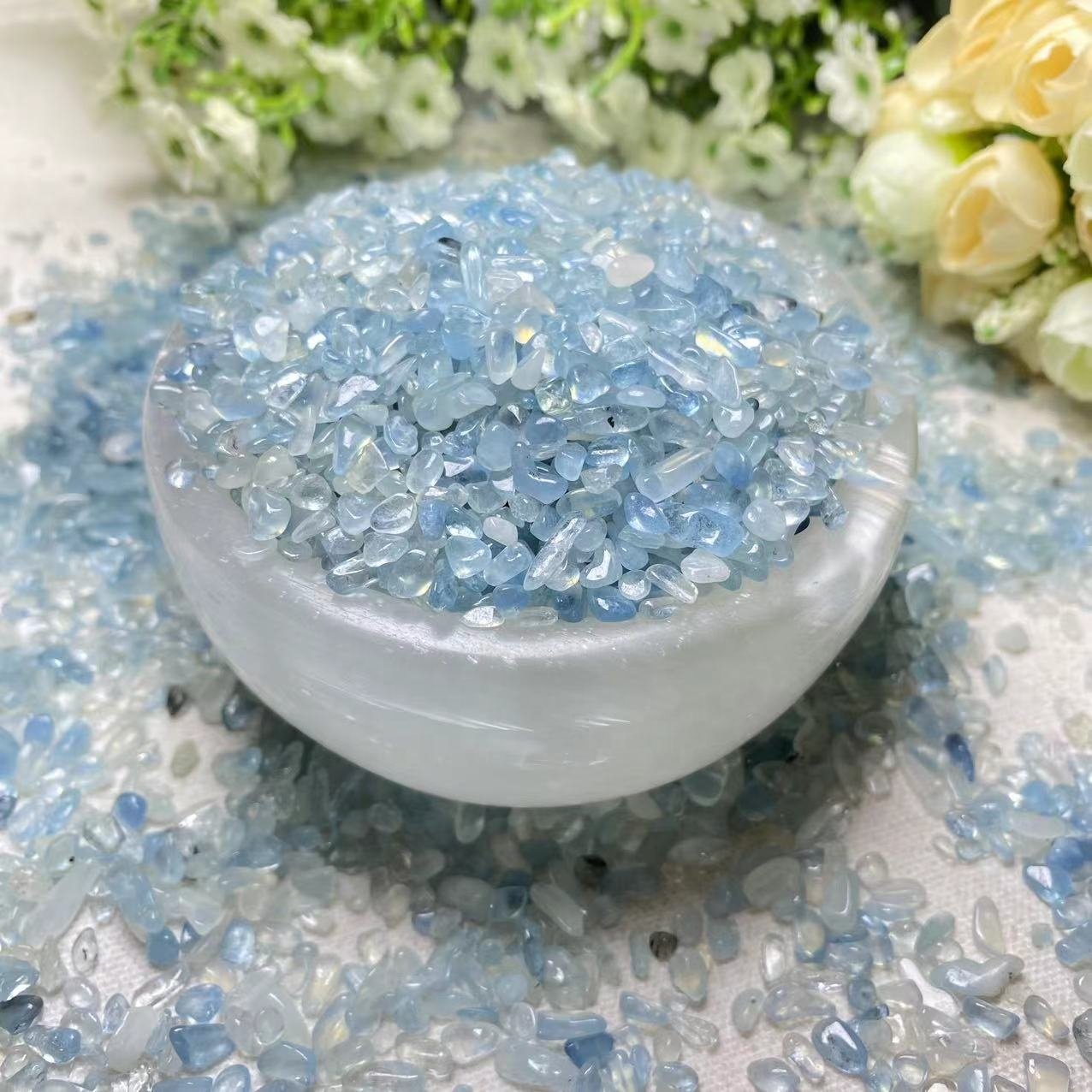 High Quality Aquamarine Chips Polished Irregular Aquamarine Crystal Chips DIY Gemstones for Aquarium Home Decoration Gift