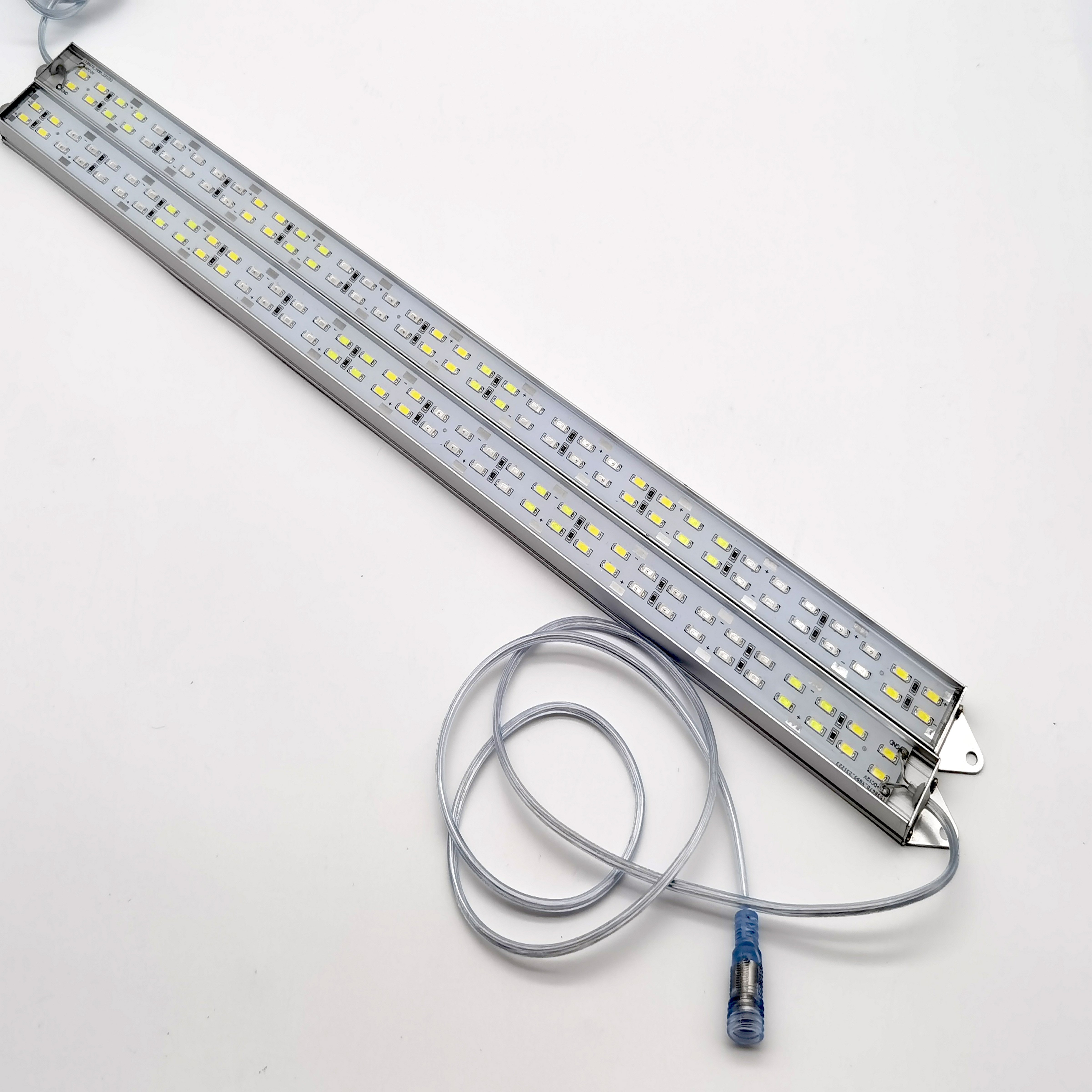 Full Spectrum LED Fish Tank Aquarium Light with Multi-Color White Blue Red Green LEDs and Extendable Brackets