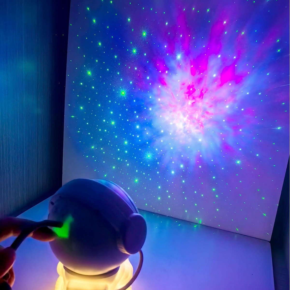 New astronaut starry sky projection lamp starry sky remote control atmosphere nightlight astronaut laser lamp