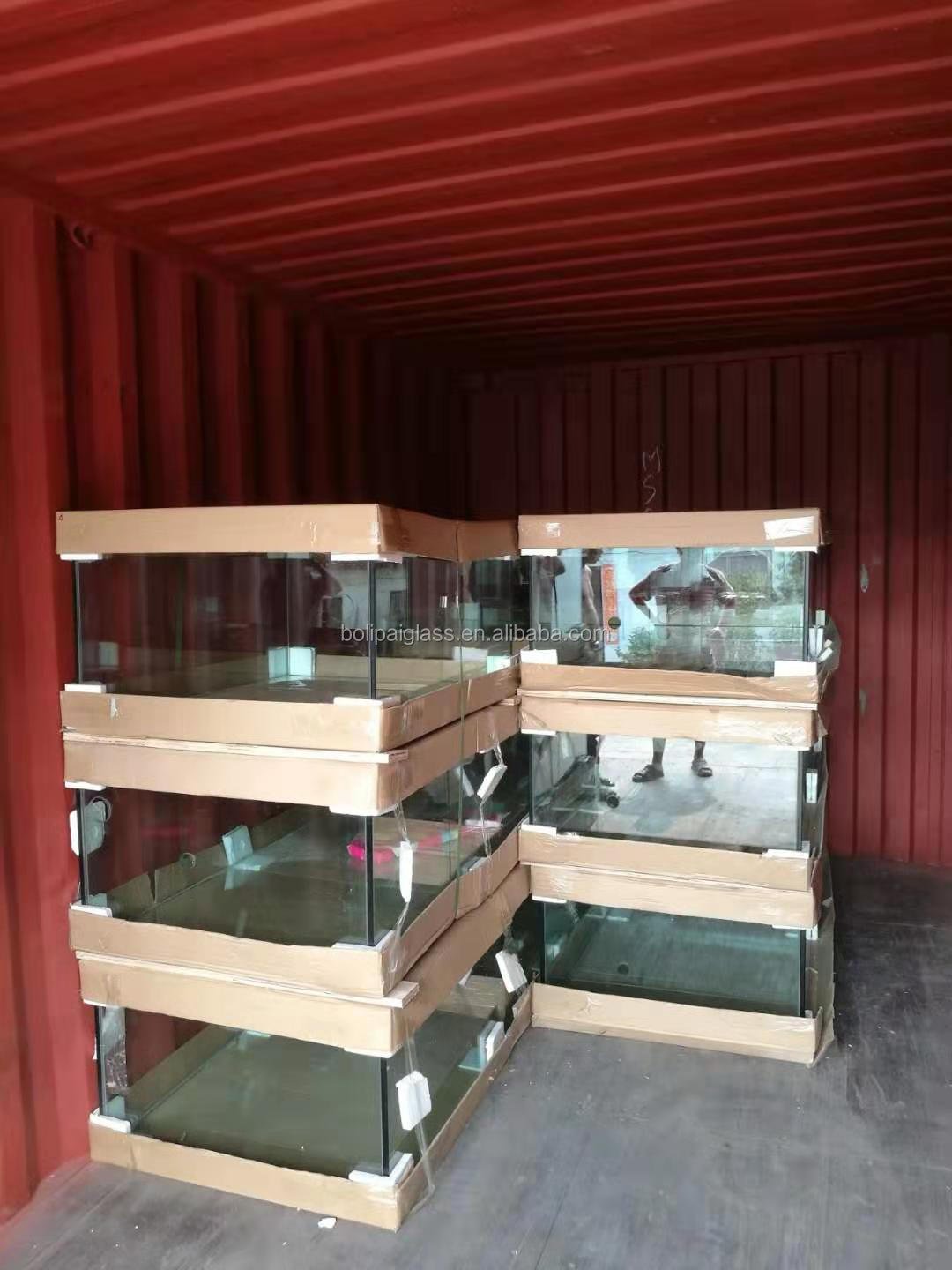 Glass Material Type fish tank aquarium with Wooden cabinet for home hotel decoration