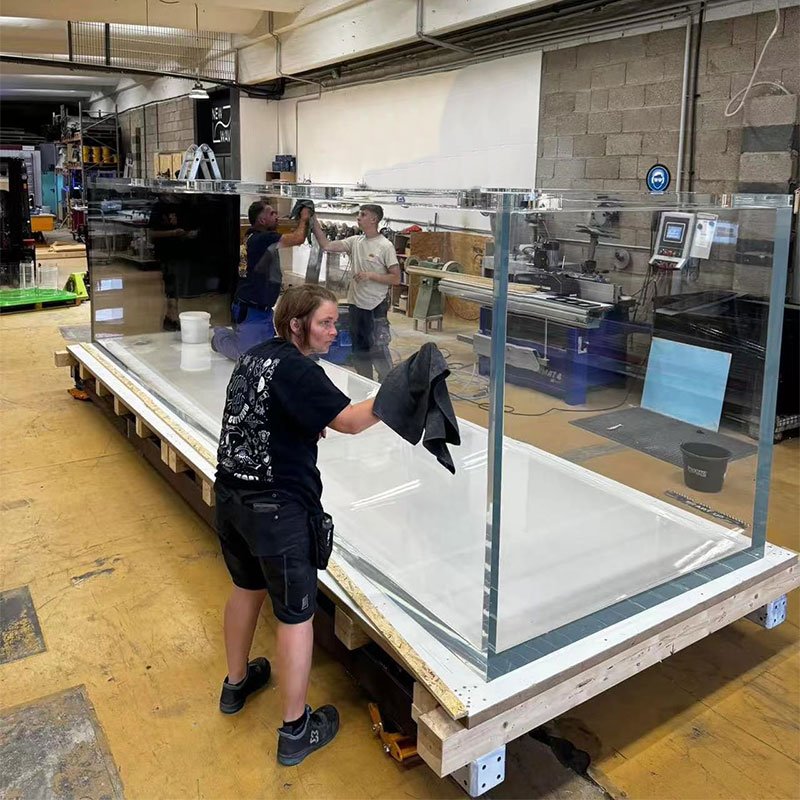 Factory Custom Acrylic Aquariums Bringing the Ocean to Your Living Room