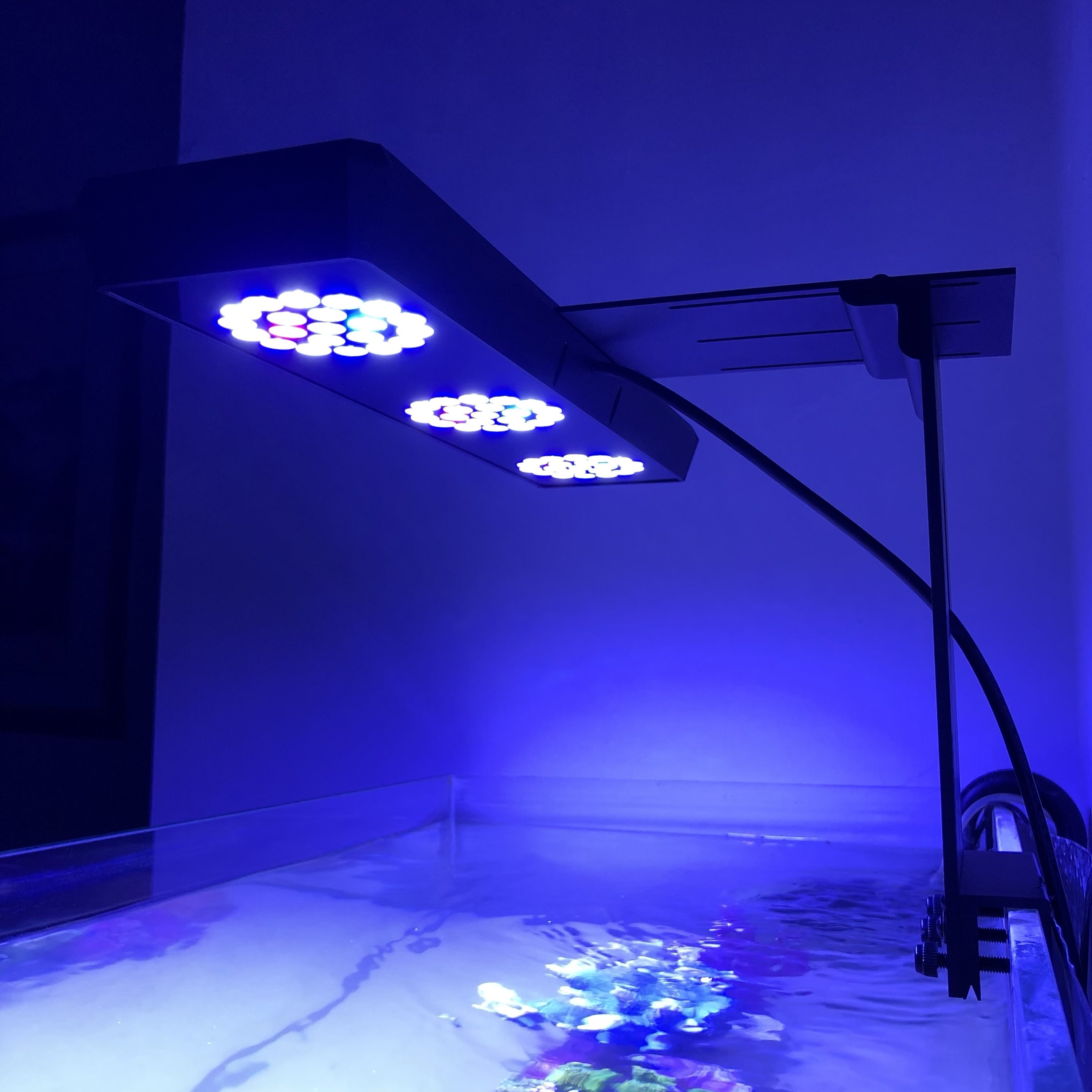 2024 New Popular MicMol Thor Pro 180W APP Control Full Spectrum Aquarium Marine LED Lights for Saltwater Coral Reef Tank