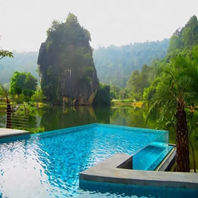 Big Size Outdoor Swimming Pool Factory Clear Acrylic Swimming Pool Transparent Swimming Pools for Villa