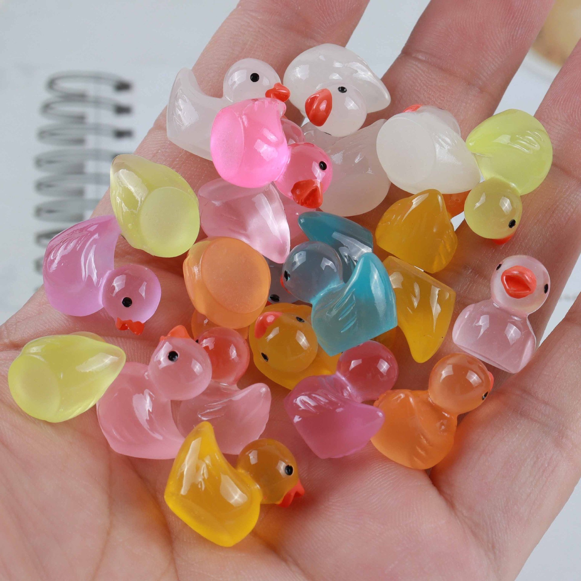Very lovely resin simulation night light duckling DIY ornaments hair car creative micro landscape ornaments