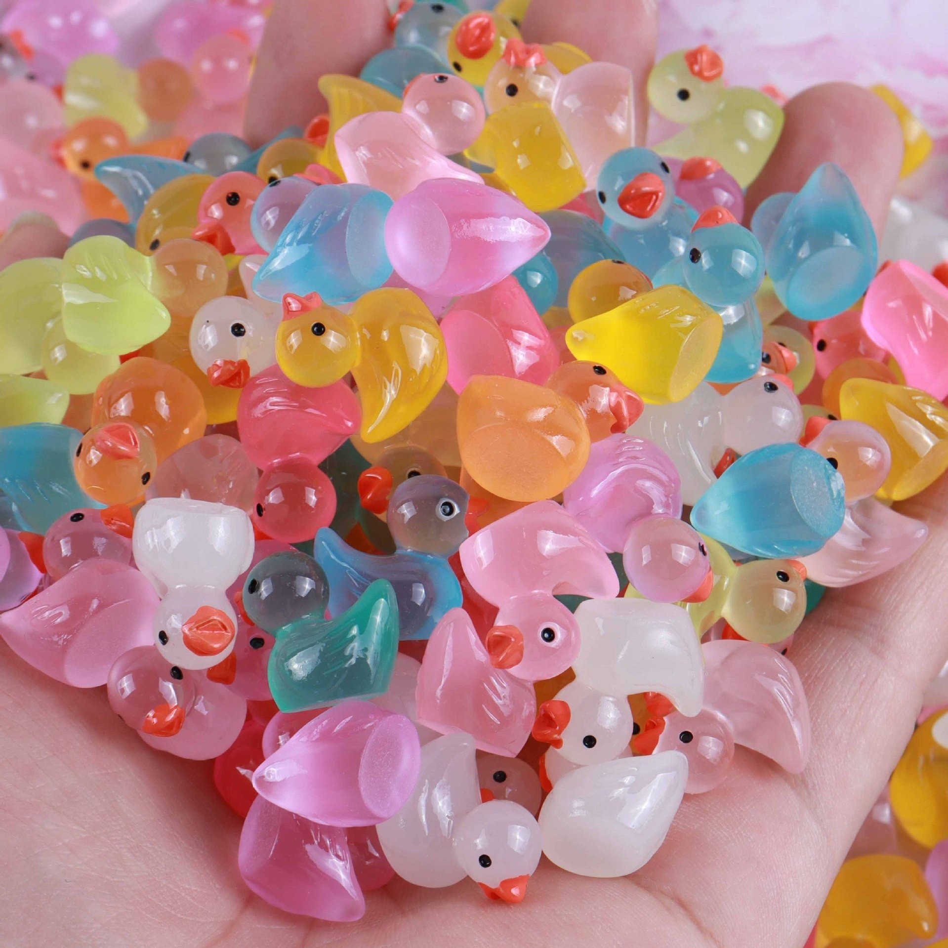 Very lovely resin simulation night light duckling DIY ornaments hair car creative micro landscape ornaments