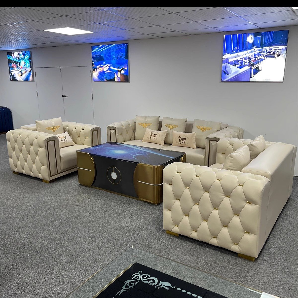 Luxury Contemporary Living Room Sofa Set Modern Chesterfield Couches Stylish Sofas for Home Villa Living room Furniture