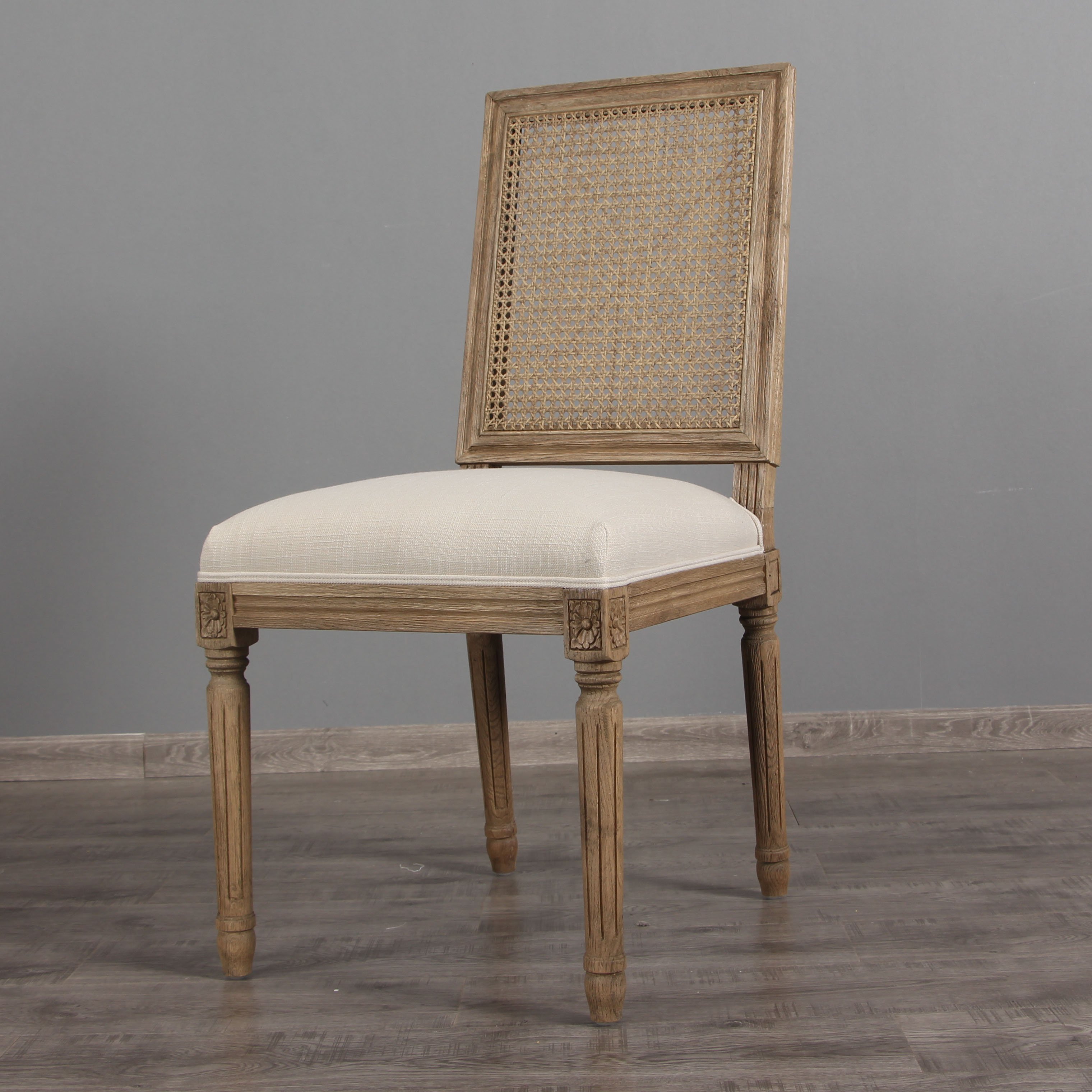 Rustic French Provincial Vintage Furniture Wooden Antique Rattan Cane Back Louis For Event Wedding Hotel Chairs